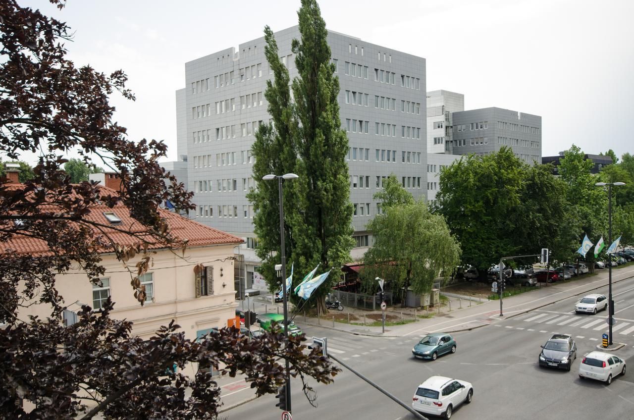 Trzaska With Free Parking *