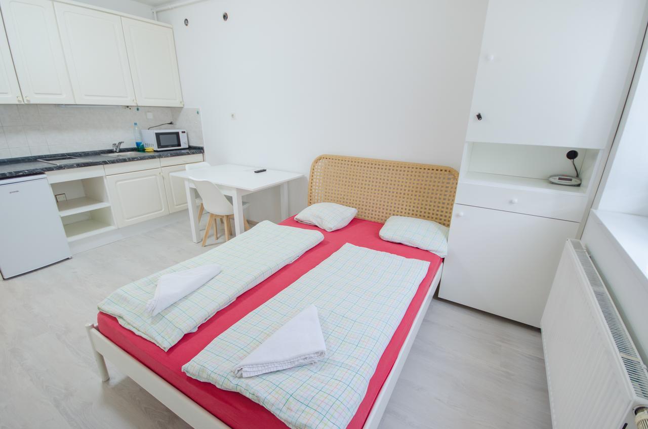Trzaska With Free Parking Apartment *